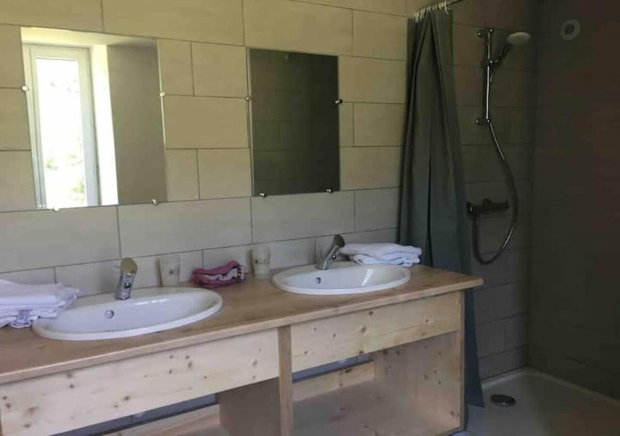 Dormez Dans La Chambre Du Meunier ! Germolles-sur-Grosne Exteriör bild