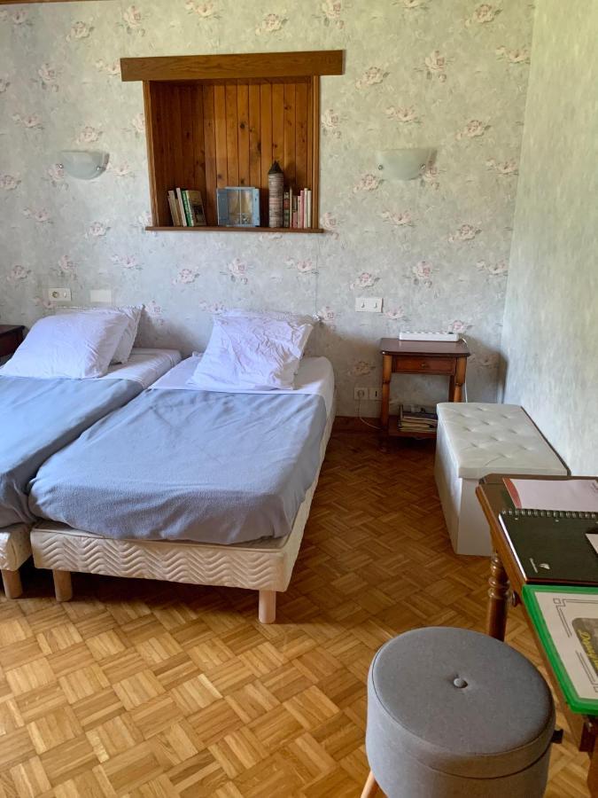 Dormez Dans La Chambre Du Meunier ! Germolles-sur-Grosne Exteriör bild